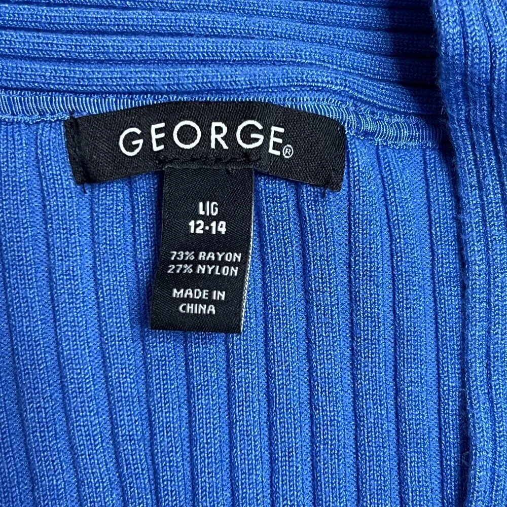 George Sweater Womens L Cornflower Blue Ribbed V-Neck Half Sleeve